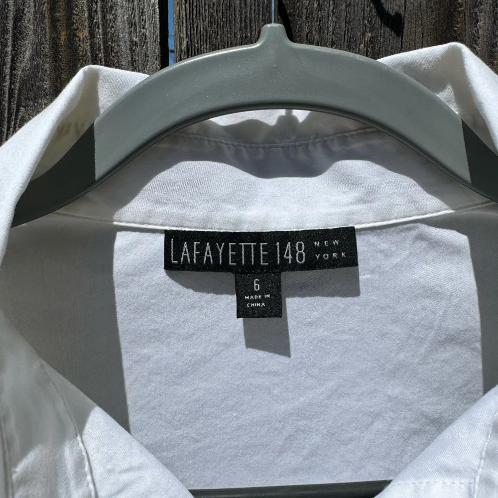 Lafayette 148 New York White Button Down Shirt sz 6 stripped accent sleeve cuffs - Picture 2 of 8